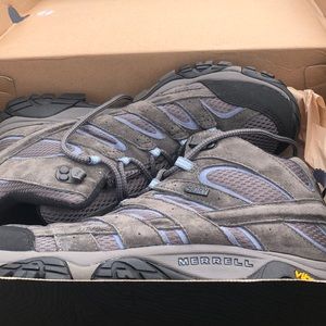 BRAND NÉW MERRELL BOOT MOAB 2 MID WTPF GRANITE